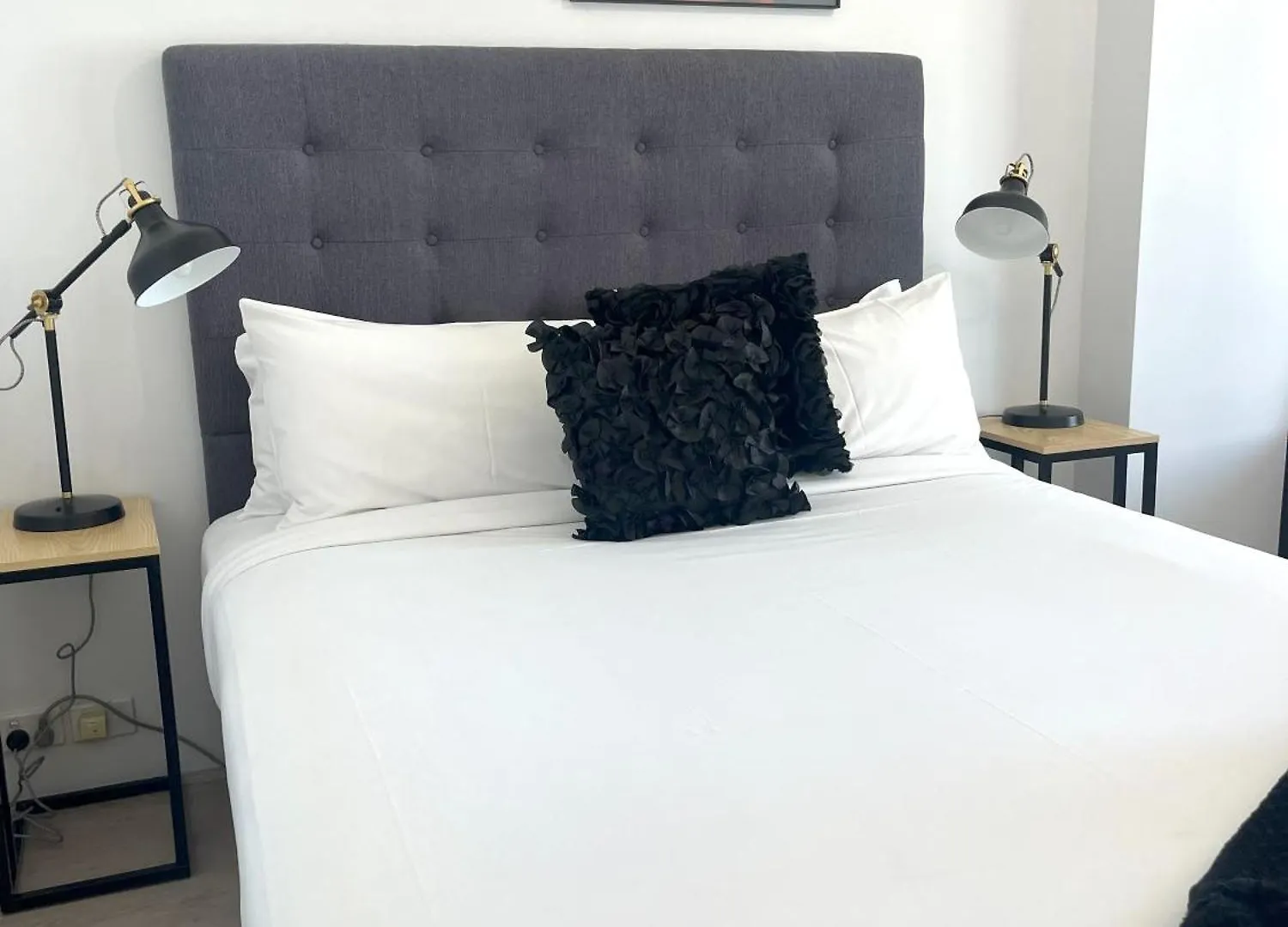 806 Deluxe Delight Concert Hall Studio Perth Apartment